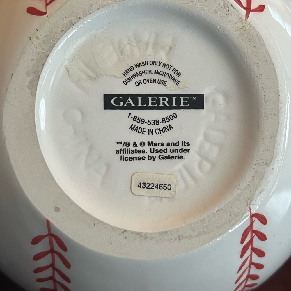 Snickers Baseball Mug - Picture 4 of 4